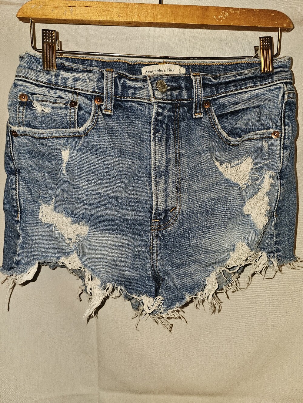 Abercrombie & Fitch The Mom Short High Rise Size 26 - Picture 4 of 11